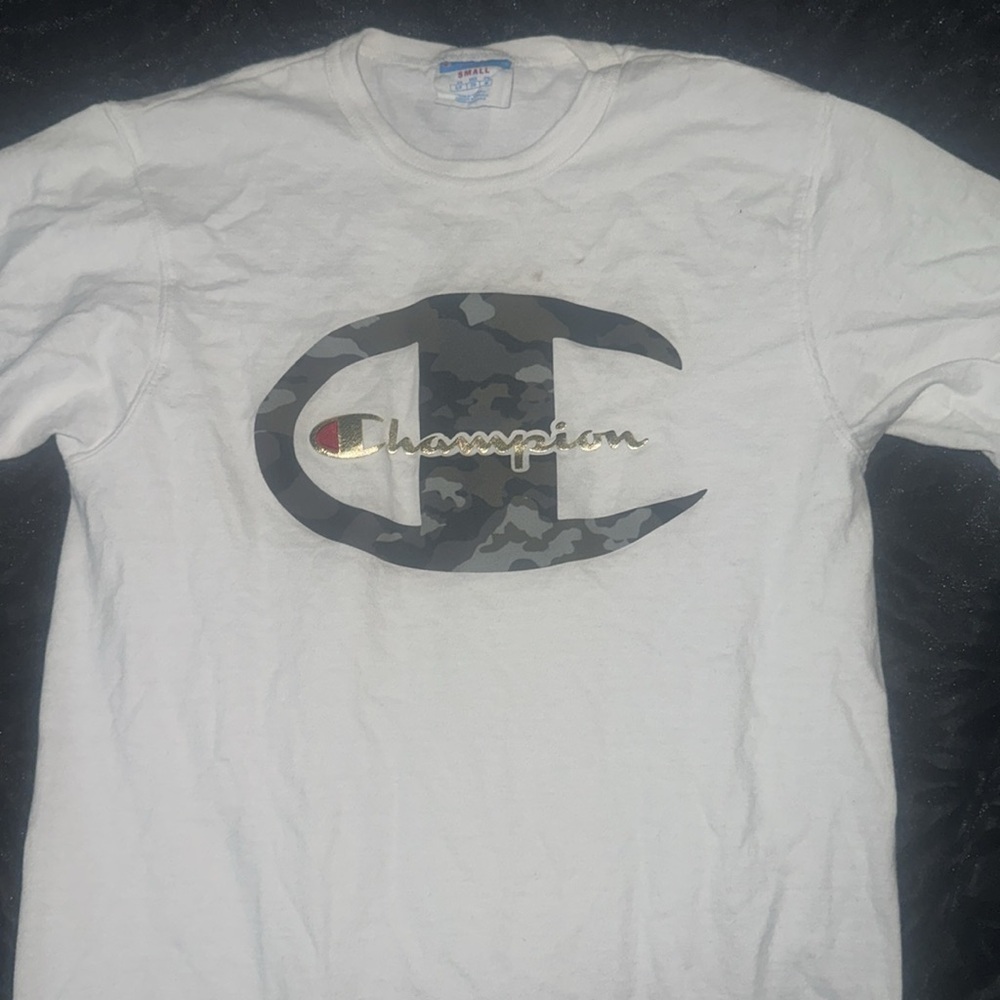 Champion T-shirt
